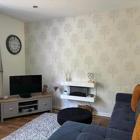 Secret Gem 1 Bed Garden Flat Private Luxury Hot Tub Apartment Bournemouth Exterior photo